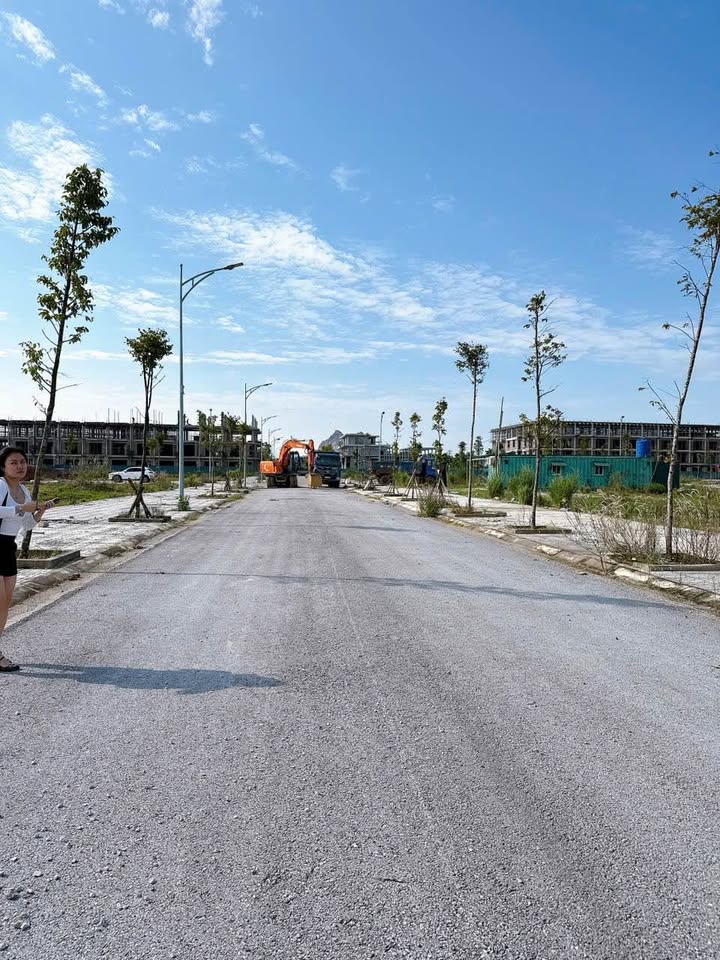 Đất nền Quảng Thắng 82.5m² - Hướng Đông Nam, Sổ đỏ, Giá 3 tỷ - Đầu tư sinh lời!