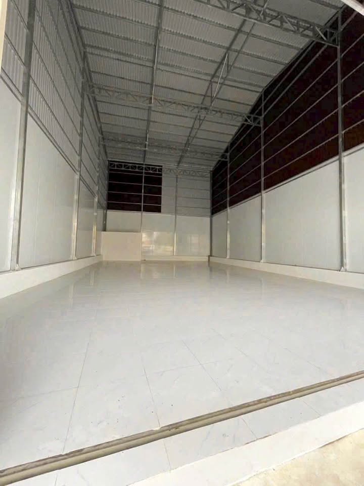 Nhà phố Triệu Quang Phục 180m² - Mặt tiền kinh doanh đắc địa Long Xuyên!