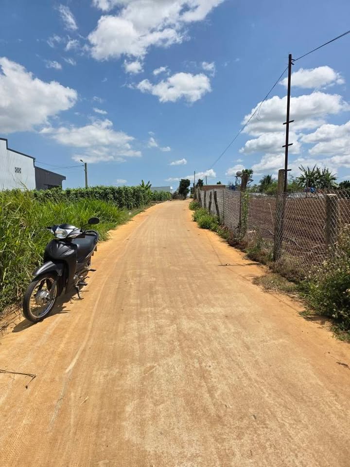 Đất nền Đức Trọng 7200m² giá 1.5 tỷ - Pháp lý rõ ràng!