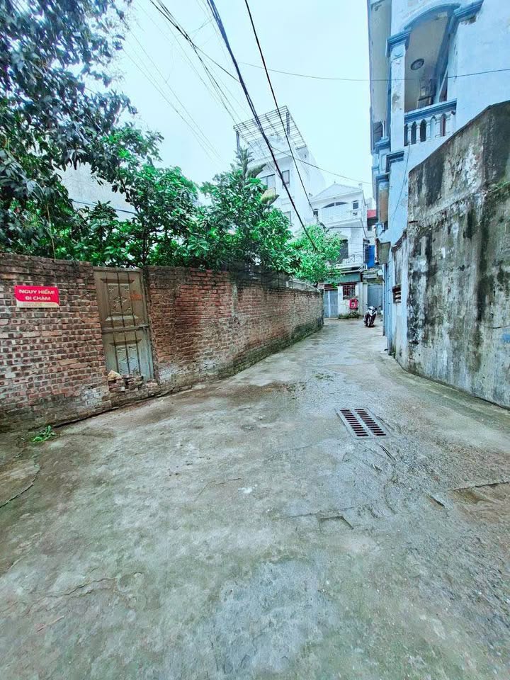 Đất Dương Quảng Hàm Cầu Giấy 105m² 19,5 tỷ - Sổ đỏ chính chủ