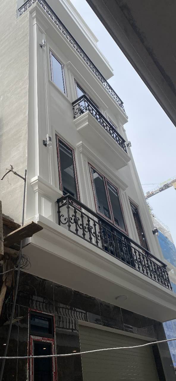 Nhà Riêng Đồng Hoà Kiến An 41-45m² - Ô tô đỗ cửa, Sổ hồng sẵn!