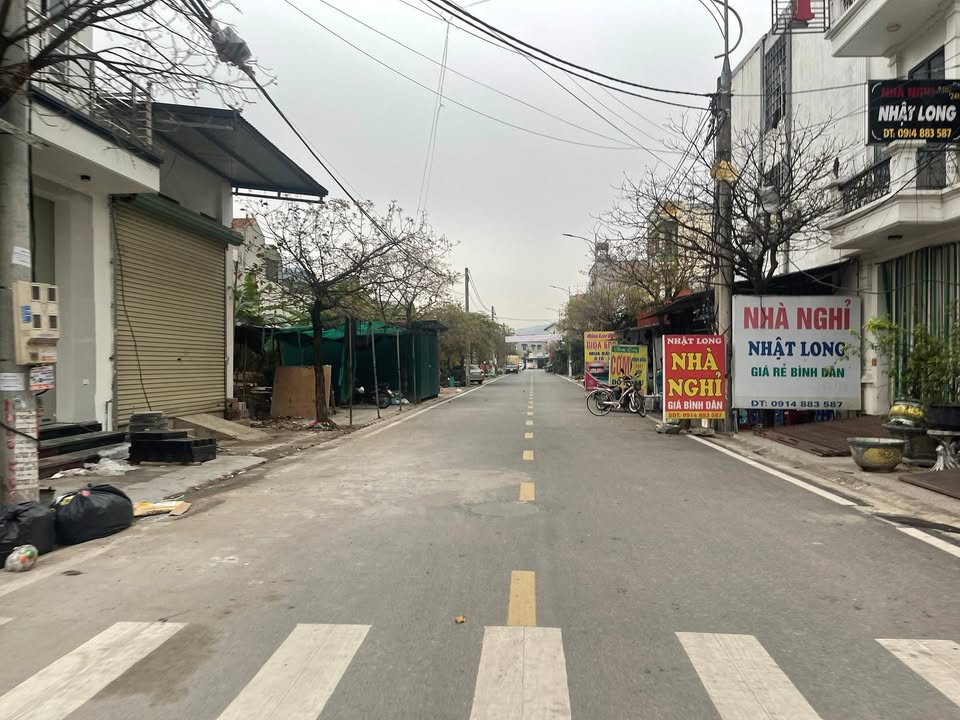 Nhà Mặt Tiền Kinh Doanh Thăng Long 3, Vĩnh Yên - 200m², 8 Tỷ