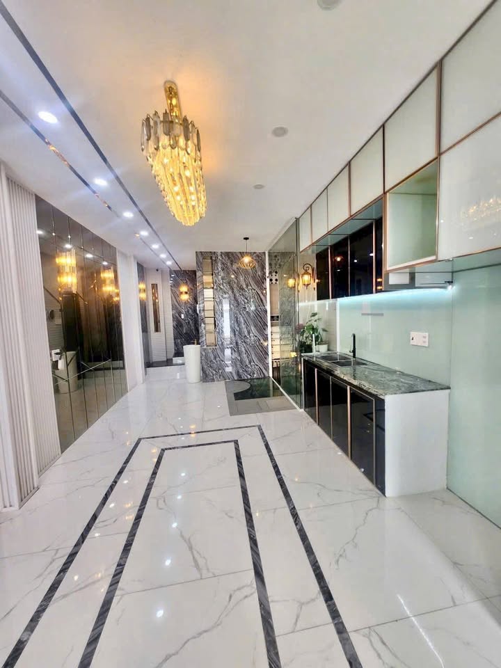 Cho Thuê Nhà Hẻm Xe Hơi 40m² 4 Tầng, 4PN - Bình Tân, 13 Triệu/Tháng