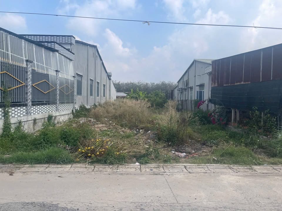 Đất nền Ấp 4 Bàu Đồn 390m² 2 tỷ - Sổ đỏ chính chủ