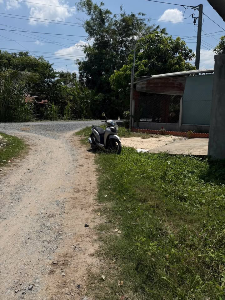 Đất nền Tây Ninh 205m² giá 2.05 tỷ - Sổ đỏ chính chủ!