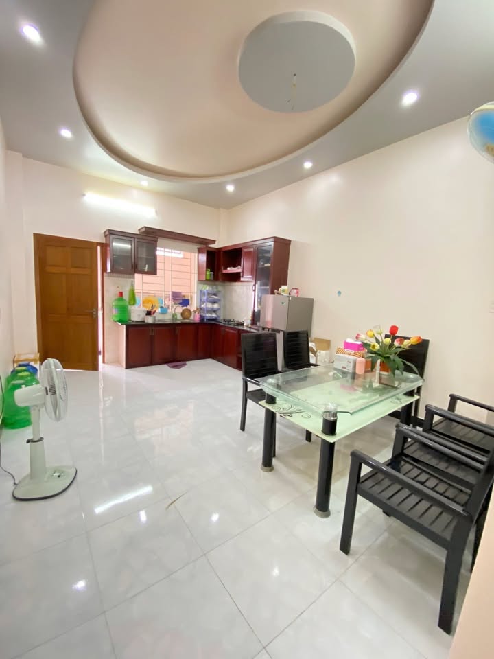 Nhà Mặt Tiền Nguyễn Hiền Điều, Rạch Giá - 3PN, 100m² - Kinh Doanh Đắc Lợi