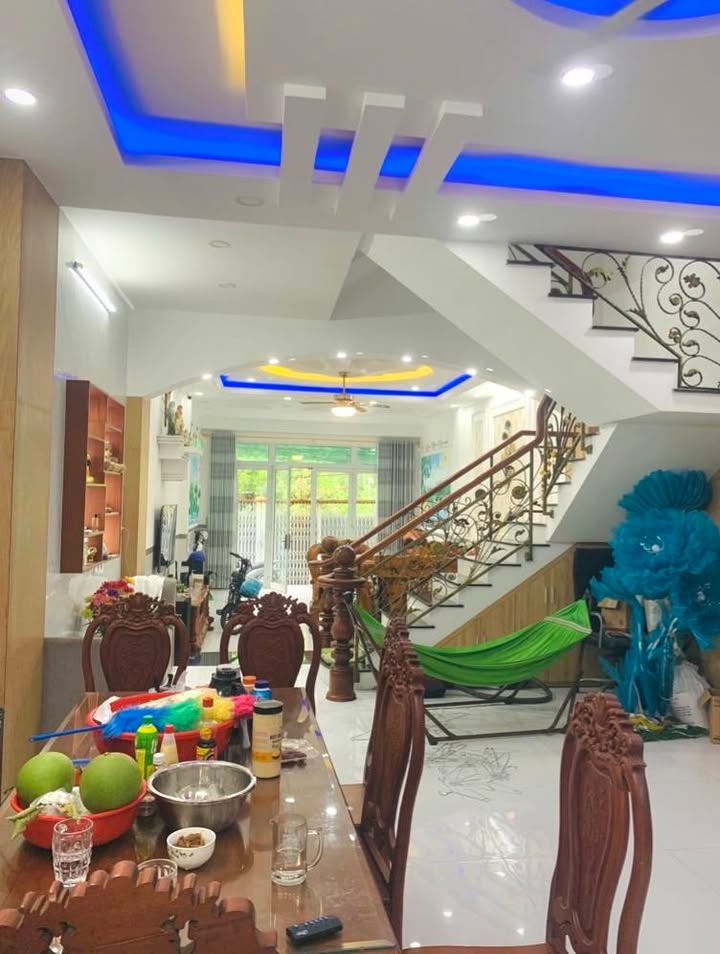 Nhà Phố Phạm Thế Hiển Q8 100m² 4PN - Sổ Hồng Riêng, Giá 7.8 Tỷ