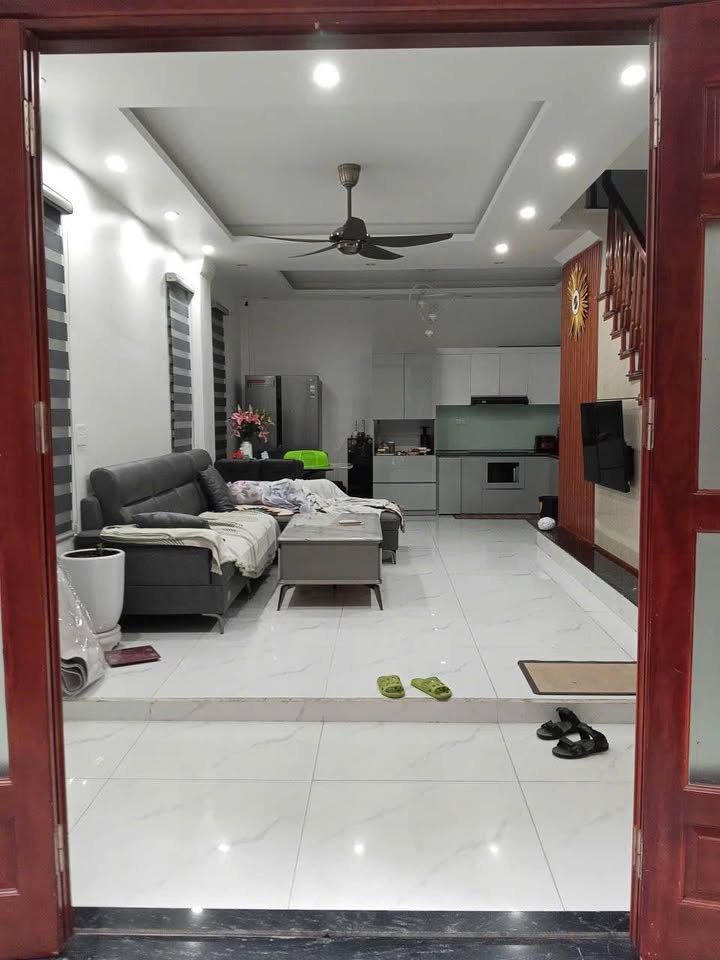 Bán Nhà Lô Góc 45m² Ngõ Mỹ Xá, Nam Định - 3PN, Ô tô gần