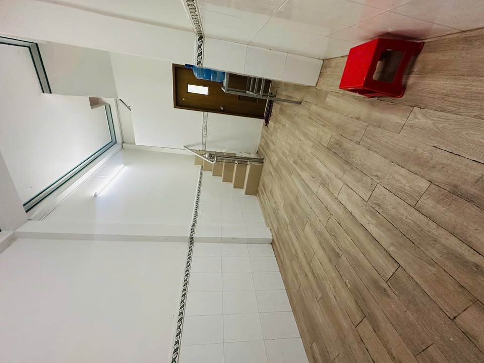 Nhà nguyên căn Hoàng Văn Thụ 30m², 4 triệu - Sẵn sàng ở ngay