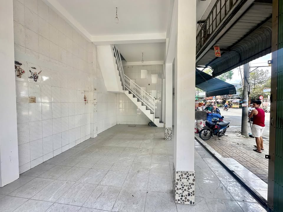 Nhà phố Trần Việt Châu 35m² giá 34 triệu - Mặt tiền kinh doanh