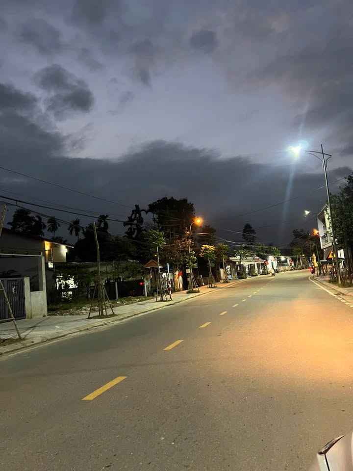 Nhà Phố Mặt Tiền Huyền Trân Công Chúa, Huế 115m² - Cơ hội kinh doanh vàng!