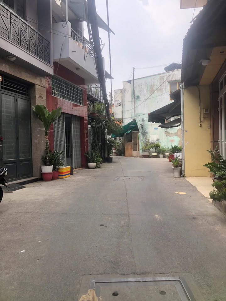 Nhà riêng Phường 12 Tân Bình - Dòng tiền 8-10 triệu/tháng, chỉ từ 4 tỷ!