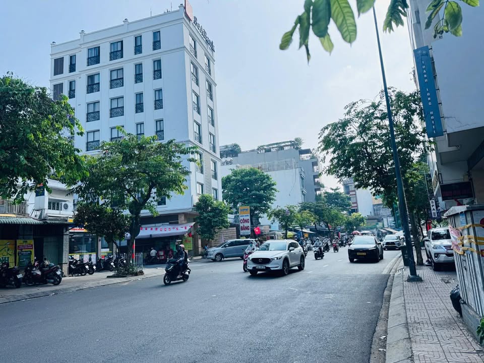 FrontHouse Bạch Đằng Phú Nhuận 87m² giá 2 tỷ - Sẵn sàng KD ngay