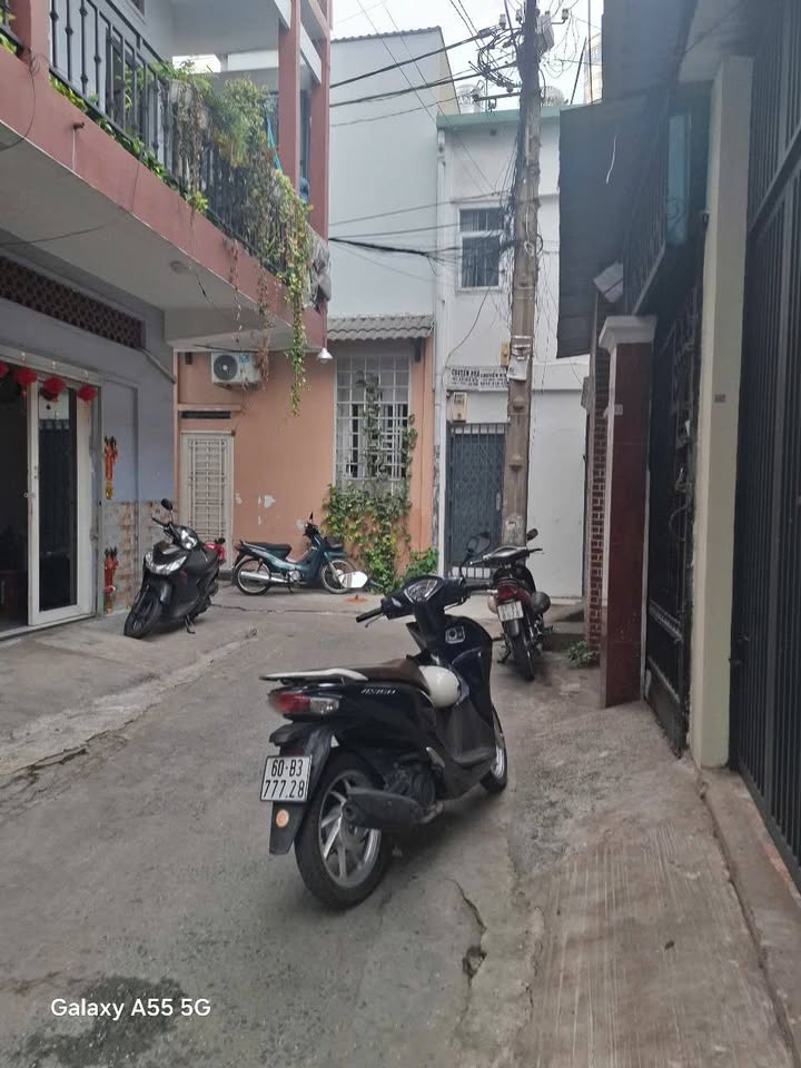 Nhà Lô Góc Đặng Văn Ngữ, Phú Nhuận - 42m² Giá 6 Tỷ