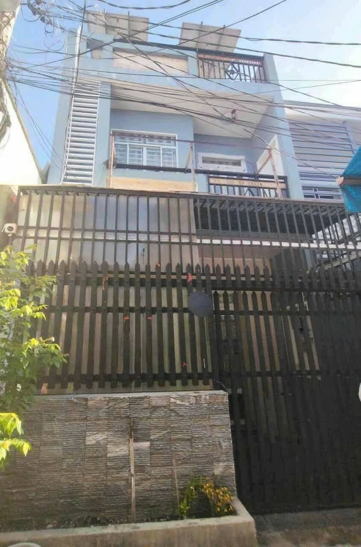 Nhà 2 lầu 60m² đường Ông Niệm Bình Chánh - Sẵn Sàng Ở Ngay