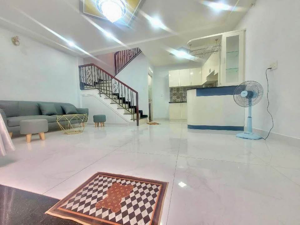 Nhà Phố Bình Thạnh - Nguyễn Thượng Hiền 5 Tầng, 44m², Giá 6.49 Tỷ