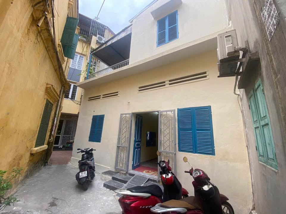 Nhà Mặt Ngõ Lương Khánh Thiện 50m² (2 Tầng) - Giá 6 Triệu/Tháng - Sẵn Sàng Ở Ngay