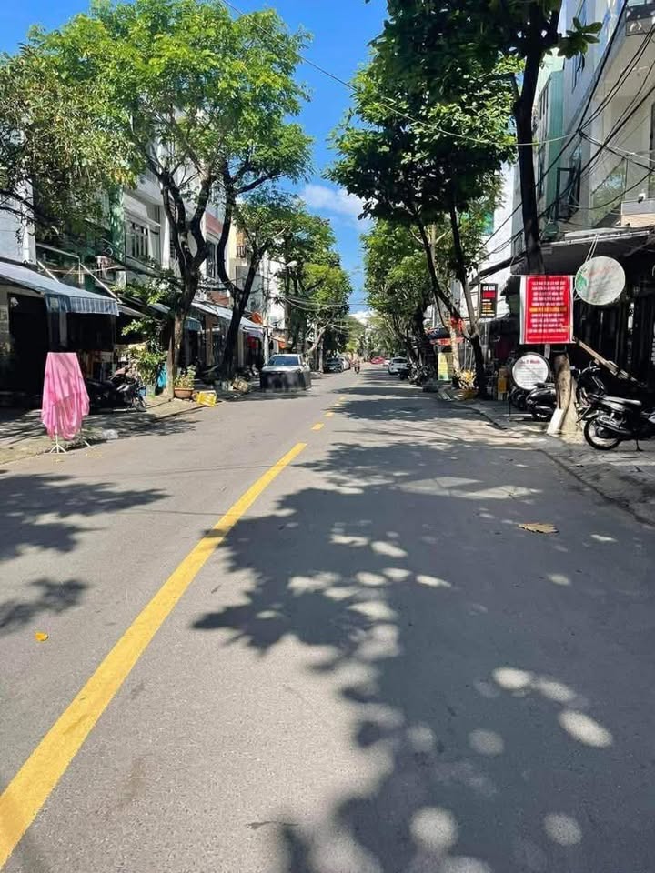 Nhà 3 Tầng Mặt Tiền Phan Lăng, Đà Nẵng - Giá 10 Triệu/Tháng