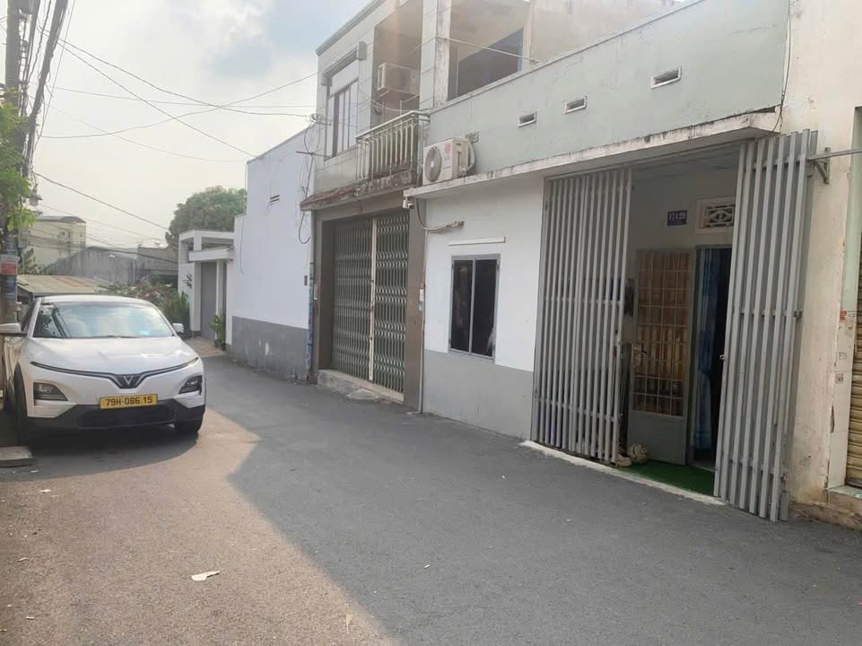 Nhà cấp 4 An Bình, Biên Hòa 4 triệu - Ô tô vào tận nhà!