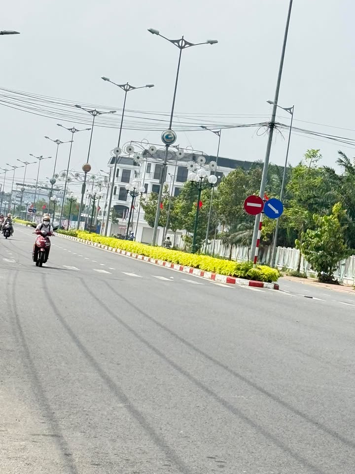 Đất nền Mỹ Tho 190m² giá 1.65 tỷ - Sổ đỏ chính chủ!