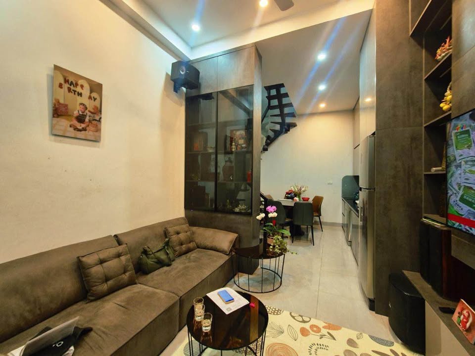 Nhà riêng Bạch Đằng Hoàn Kiếm 32m² - Full nội thất, ở ngay!