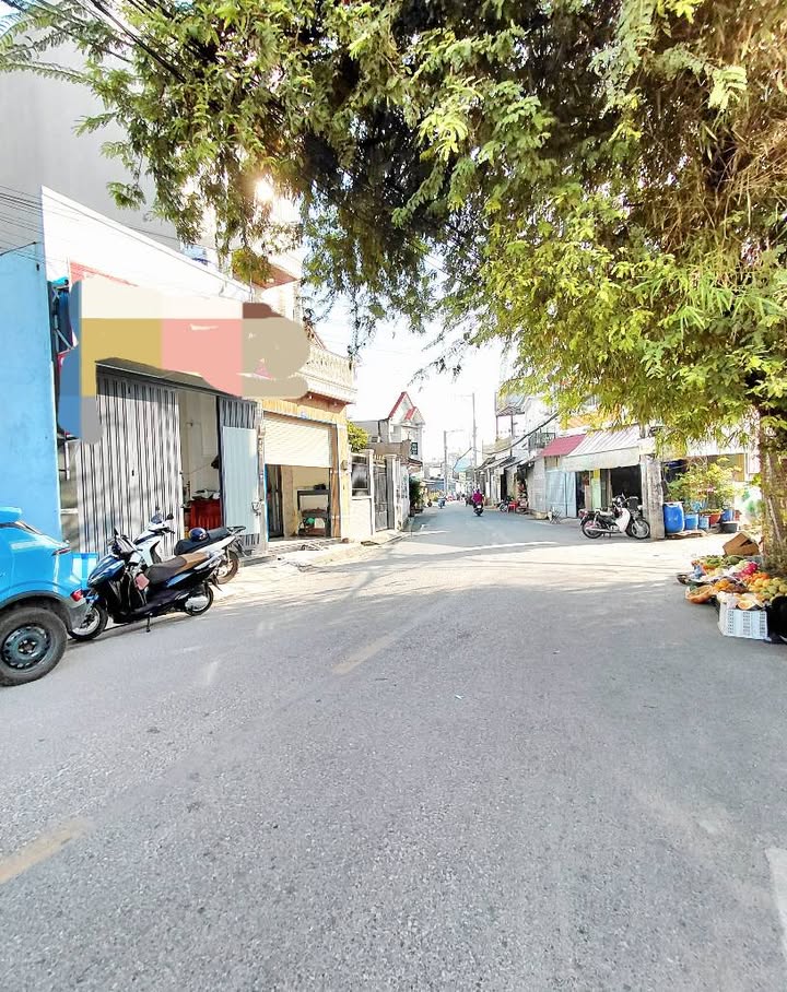 Nhà Phố Quận 12 70m² giá 5 tỷ - Mặt tiền kinh doanh đắc địa!