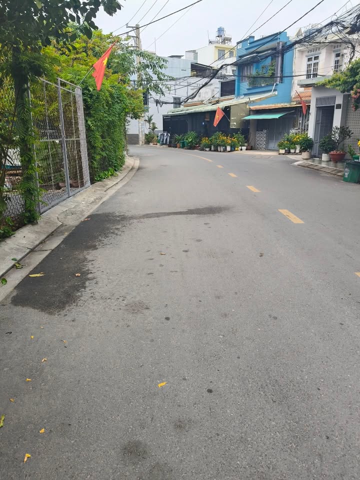 Nhà Mặt Tiền Kinh Doanh Q12 - 80m² Gần Chợ, Sổ Riêng