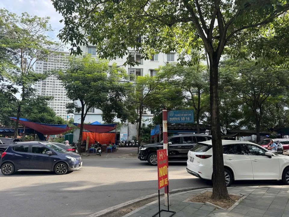 Biệt thự Thành Phố Giao Lưu 170m² lô góc - Sẵn sàng đón chủ nhân mới 72 tỷ