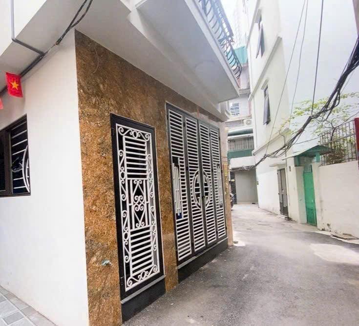 Nhà riêng Trần Phú, Hà Đông 32m² - Ô tô vào tận nhà, gần Ga Metro!