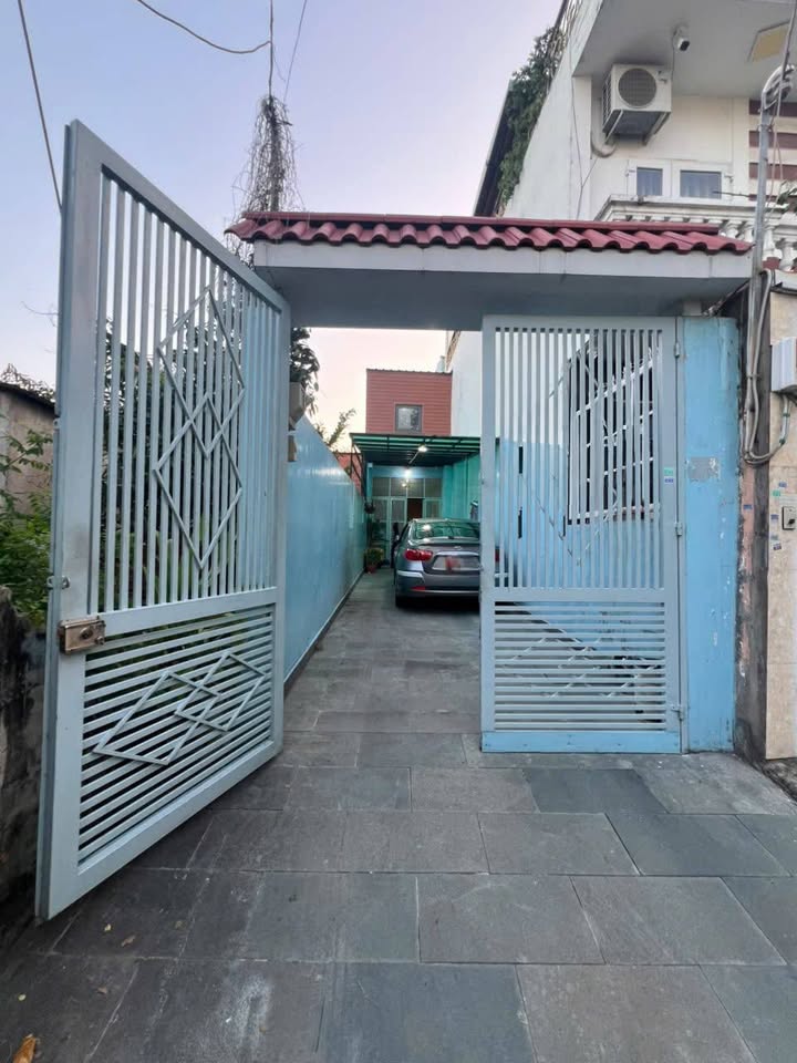 Nhà 135m² Quận 8 - Oto Vào Nhà, 8.7 Tỷ, Sổ Hồng Riêng