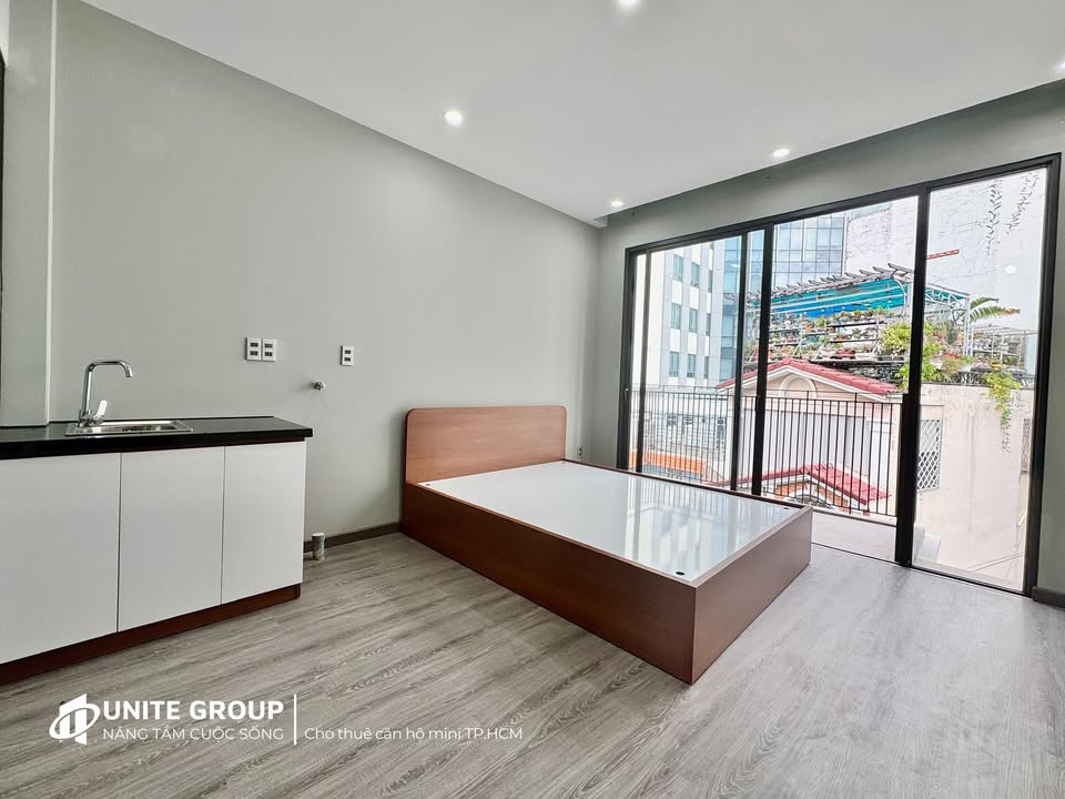 Căn hộ Studio Tân Bình 40m² - Full nội thất cao cấp, ban công lớn!