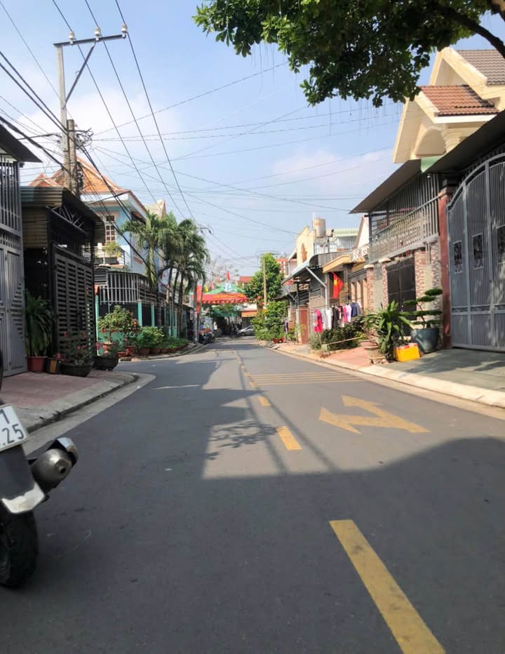 Nhà Riêng Nguyễn Phúc Chu Trảng Dài 88m² - Ô tô vào tận nhà!