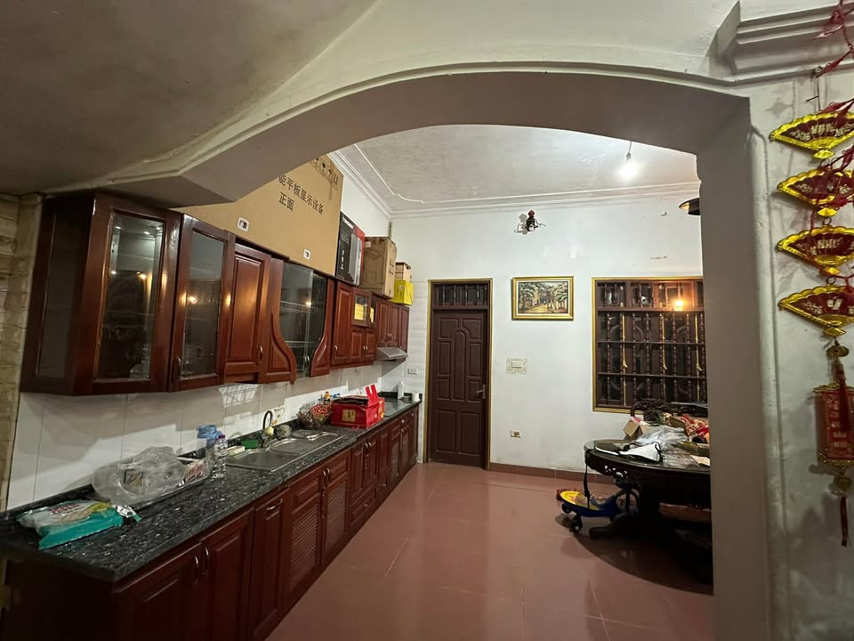 Nhà Riêng Vũ Đức Thận 100m² - Ô tô vào tận nhà, sẵn sàng ở ngay!