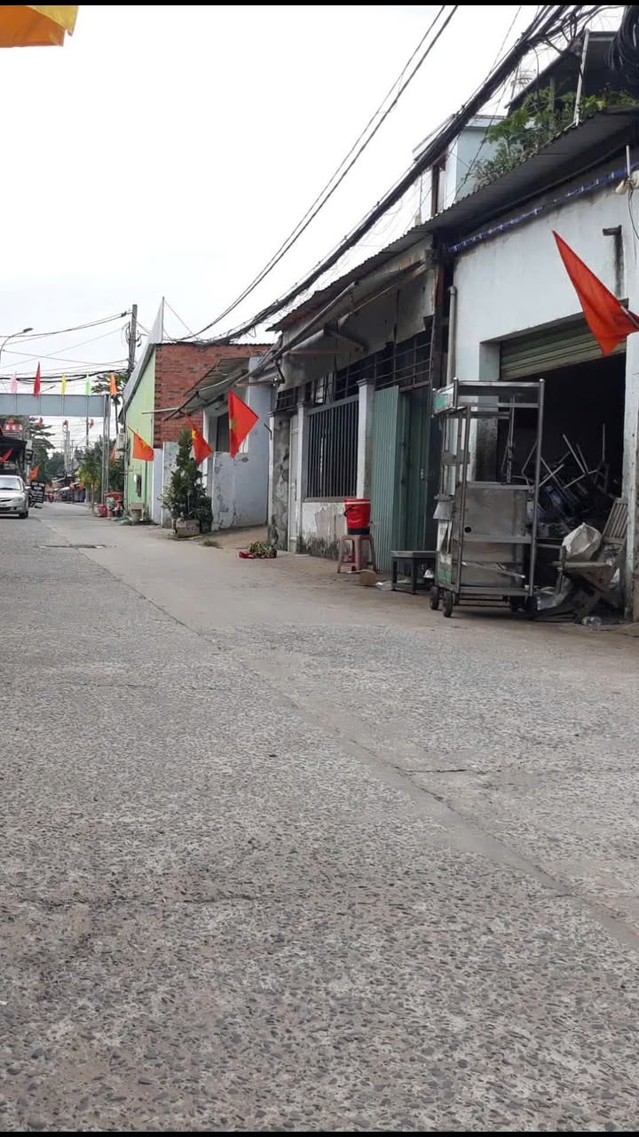 Nhà cấp 4 Đông Thạnh Hóc Môn 5.55 tỷ - Sẵn sàng ở ngay