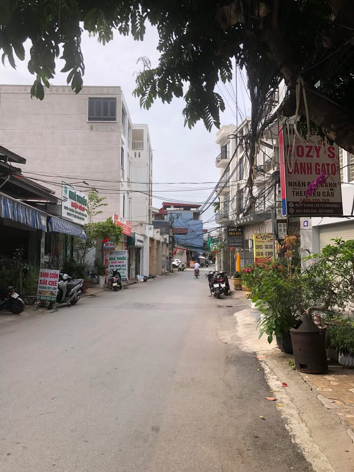 Nhà riêng Đường Vòng Vạn Mỹ 75m² giá 7.979 tỷ - Giá tốt hiếm có!