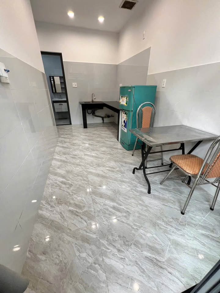 Căn hộ Đà Lạt 30m² giá 3 triệu - Ô tô đậu thoải mái!