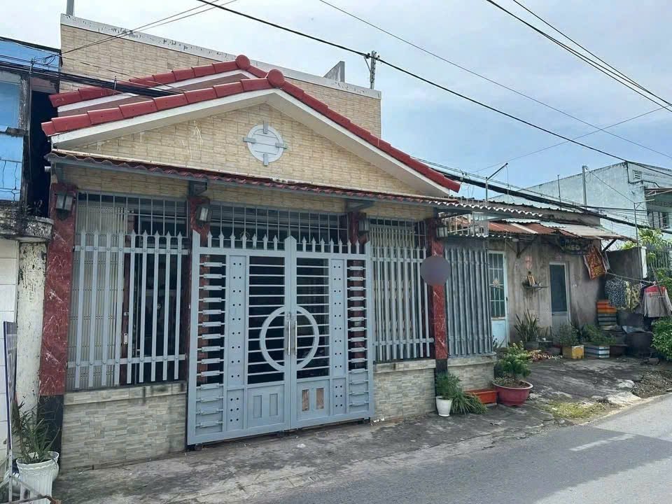 Nhà Gác Đúc 87m² Hẻm Oto Tân Hiệp, Hóc Môn - Sổ Hồng Riêng Giá 900 Triệu