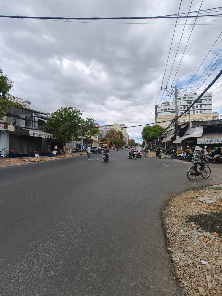 Nhà phố Thủ Khoa Huân Phú Thủy 123m² 9.5 tỷ - Mặt tiền KD