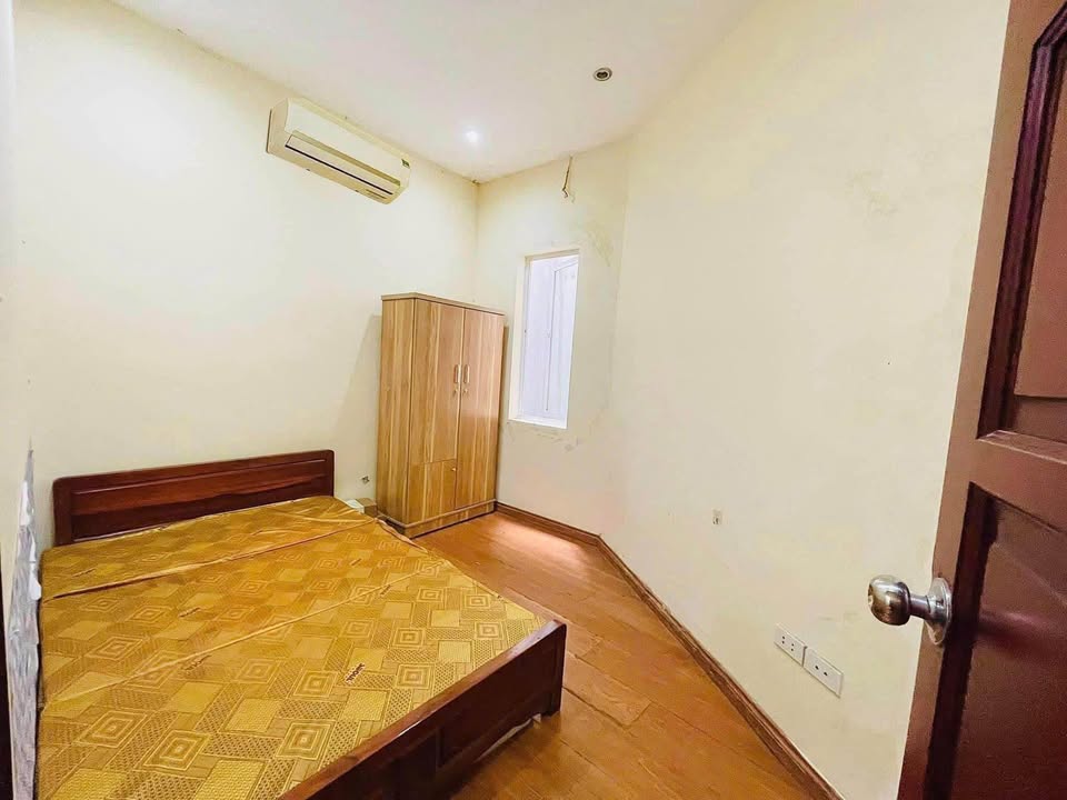 Cho thuê phòng trọ 15m² Ngõ Thịnh Quang, Đống Đa - Giá 2.3 triệu