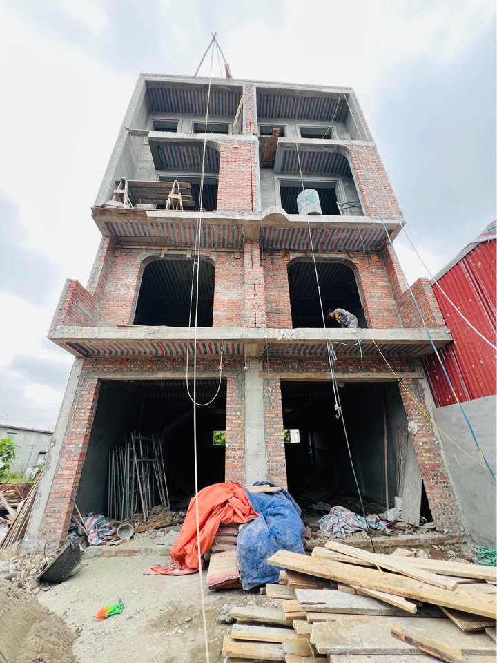 Nhà riêng Kiều Trung, An Dương 58m² - Full nội thất, ô tô vào tận nhà!