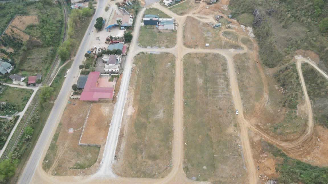 Đất nền mặt tiền QL4E, TP Lào Cai - 100m², 1.4 tỷ - Đầu tư sinh lời!