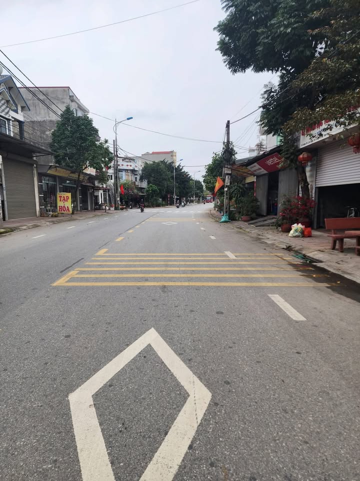 Nhà Phố Kinh Doanh Mặt Tiền 6m - 144m² Đường 305 Vĩnh Phúc - Giá 4 Tỷ