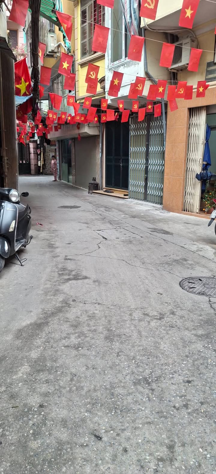 Nhà Mặt Ngõ Văn Hương (Tôn Đức Thắng) - 28m², 3.5 Tầng - Kinh Doanh/Ở Đều Tuyệt!