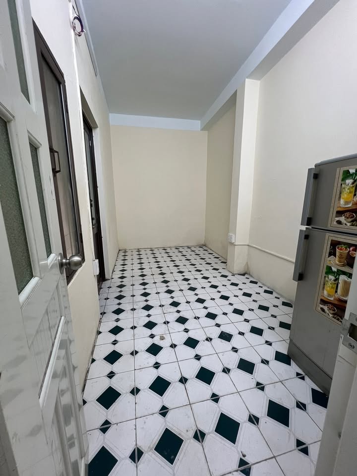 Nhà riêng Nguyễn Thái Học, Ba Đình 25m² giá 4.5 triệu - Vị trí đẹp trung tâm!