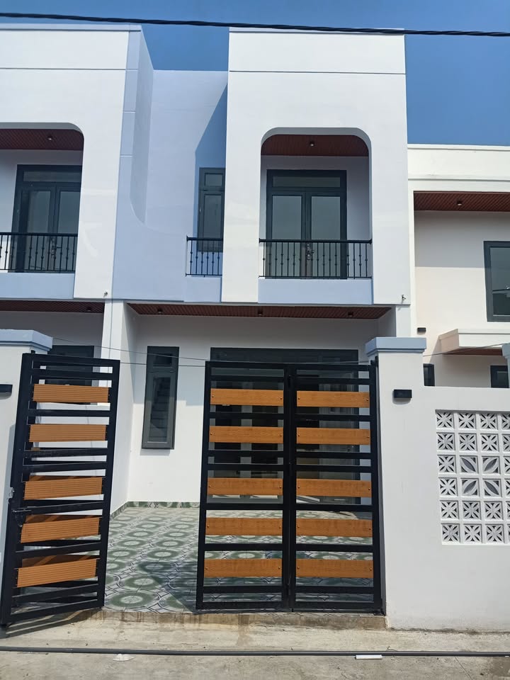 Nhà 2 Tầng 128m² Đường Đồng Khởi, Biên Hòa - Giá 2.15 Tỷ, Sổ Hồng Riêng