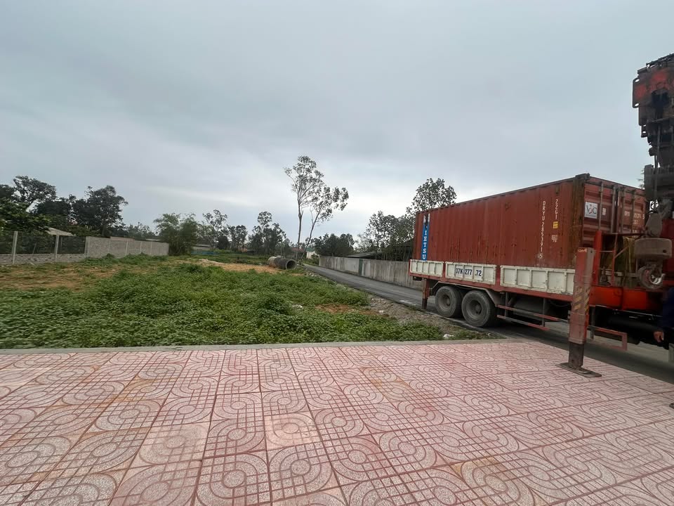 Đất Lô Góc 2 Mặt Tiền Bùi Thế Đạt, Vinh - 96.2m² - 4.x Tỷ