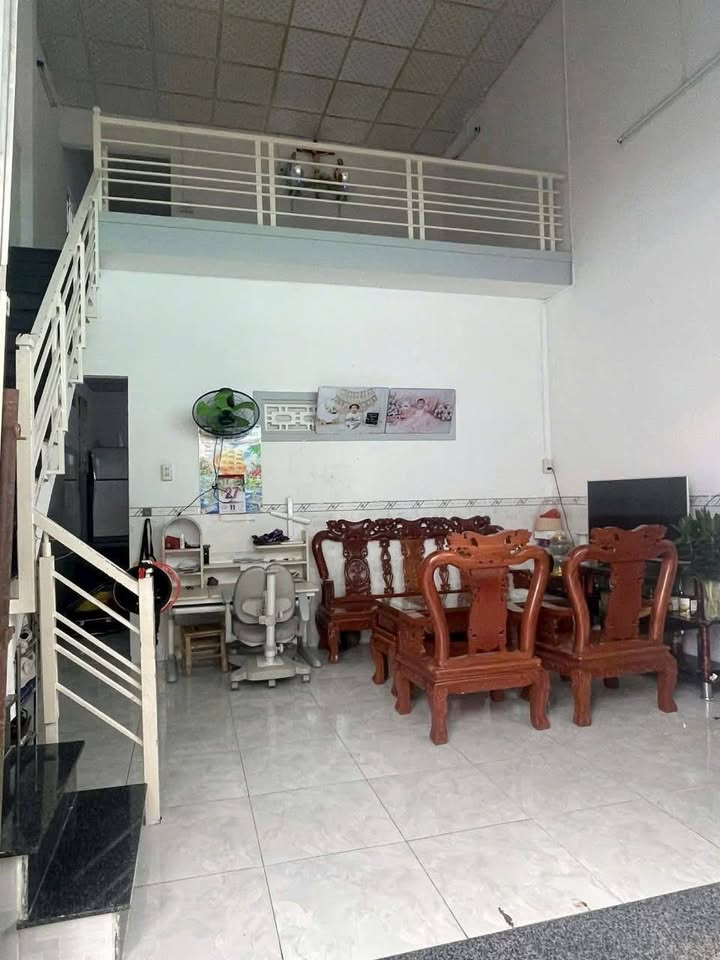 Nhà gác lửng 2PN Nha Trang - Sau CC Vĩnh Phước, sẵn sàng ở ngay!