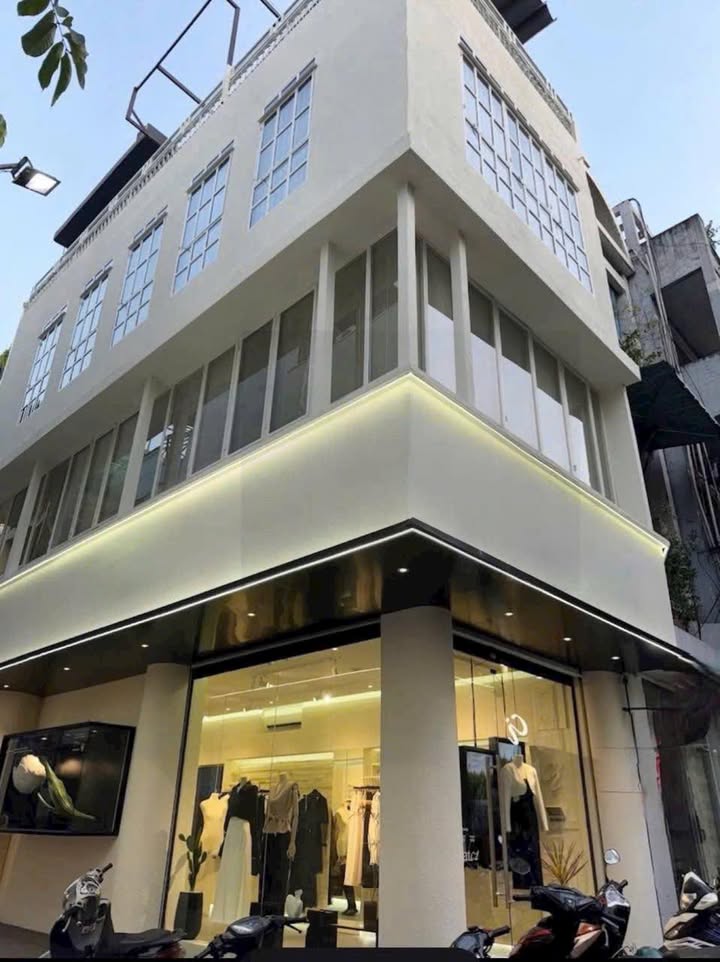 Nhà Mặt Tiền Nguyễn Đình Chiểu Q3 - 56m² Kinh Doanh Đa Ngành