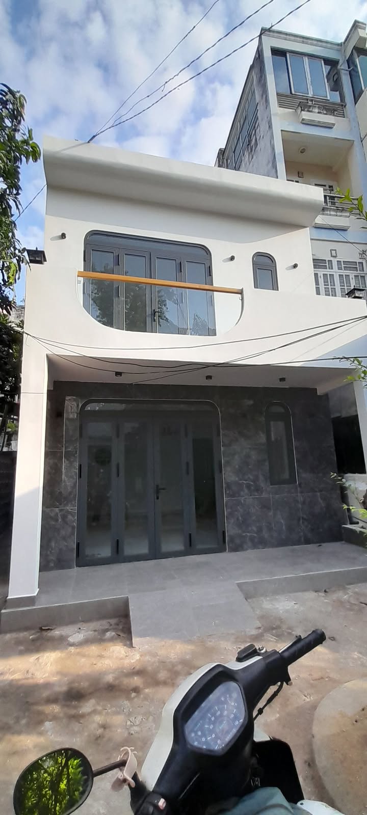 Nhà Phố Bình Thạnh 70m² Giá 7.5 Tỷ - Hẻm Xe Hơi Sát Mặt Tiền