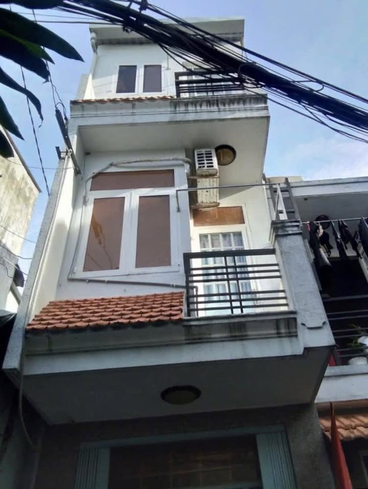 Nhà hẻm Tân Phú 13m² chỉ 1.28 tỷ - Giá tốt hiếm có!